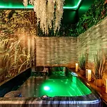 Sweet Uni'vert Jacuzzi